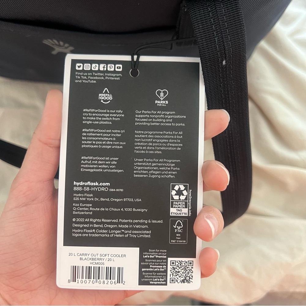 Hydro Flask Carry Out Bag - Picture 7 of 7